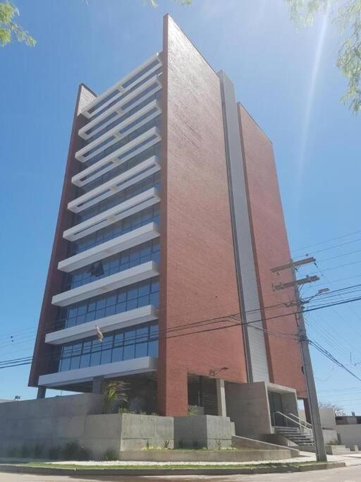 Dpto Super Moderno De 1 Con Parqueo * Santa Cruz de La Sierra